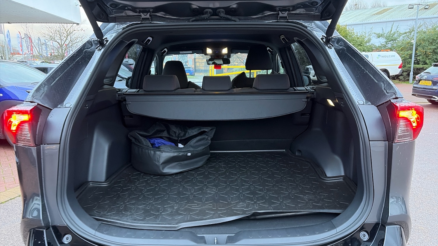 Used Toyota RAV4 2024 for sale - 76951020: Photo 14