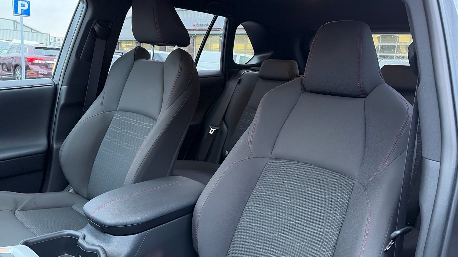 Used Toyota RAV4 2024 for sale - 76951020: Photo 23