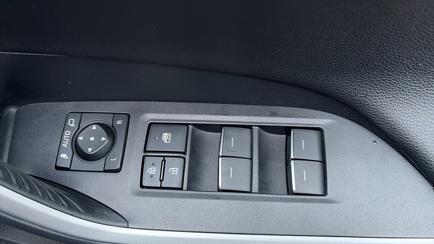 Used Toyota RAV4 2024 for sale - 76951020: Photo 43