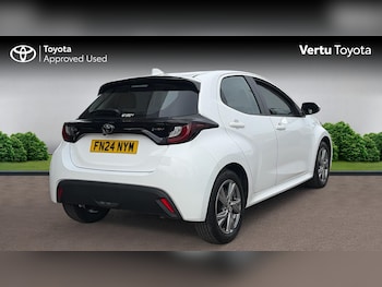 Used Toyota Yaris 2024 for sale - 78176413: Photo