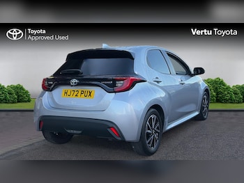 Used Toyota Yaris 2022 for sale - 76612517: Photo