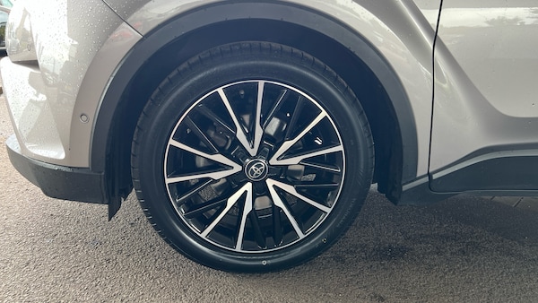 Used Toyota C-HR 2019 for sale - 76030279: Photo 20