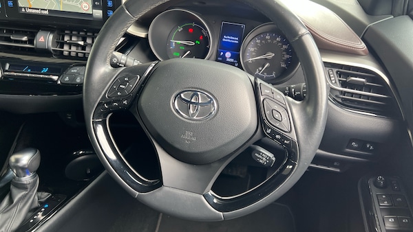 Used Toyota C-HR 2019 for sale - 76030279: Photo 8