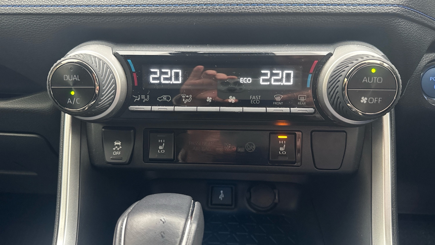 Used Toyota RAV4 2022 for sale - 76908428: Photo 27