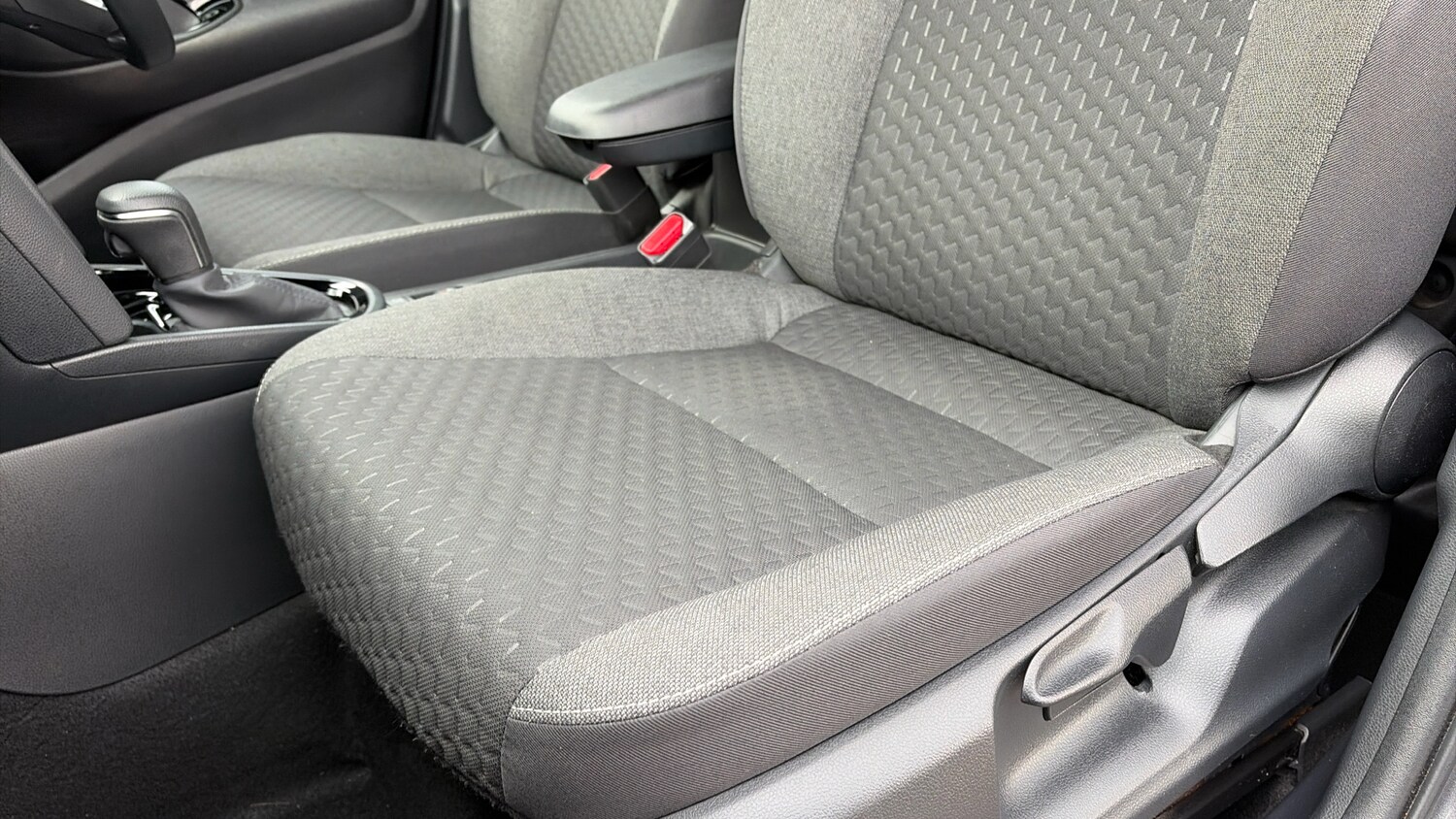 Used Toyota Yaris Cross 2024 for sale - 78152926: Photo 17