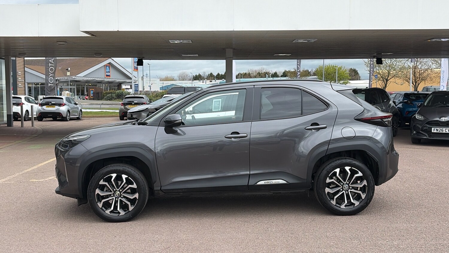 Used Toyota Yaris Cross 2024 for sale - 78152926: Photo 24