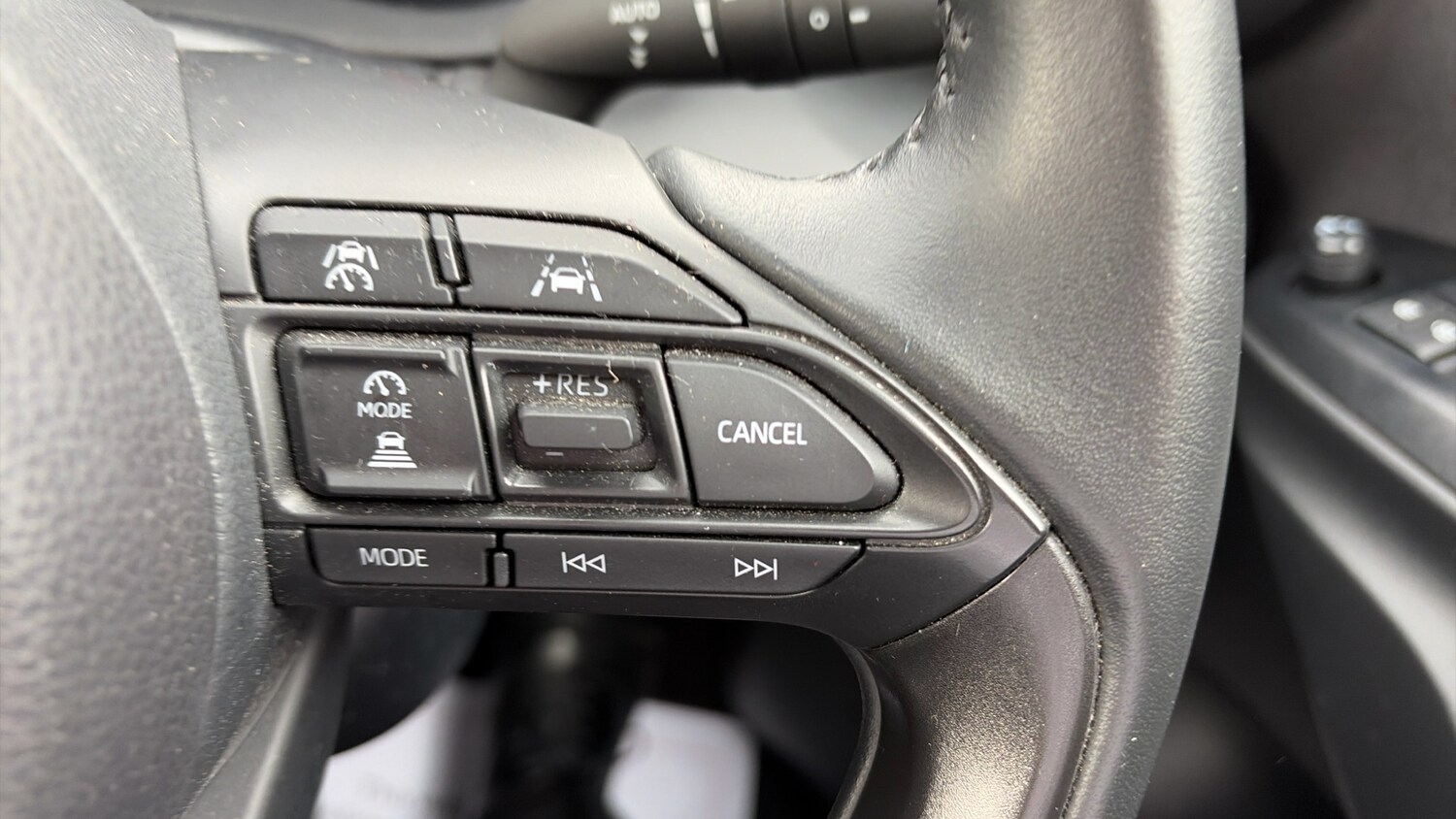 Used Toyota Yaris Cross 2024 for sale - 78152926: Photo 31