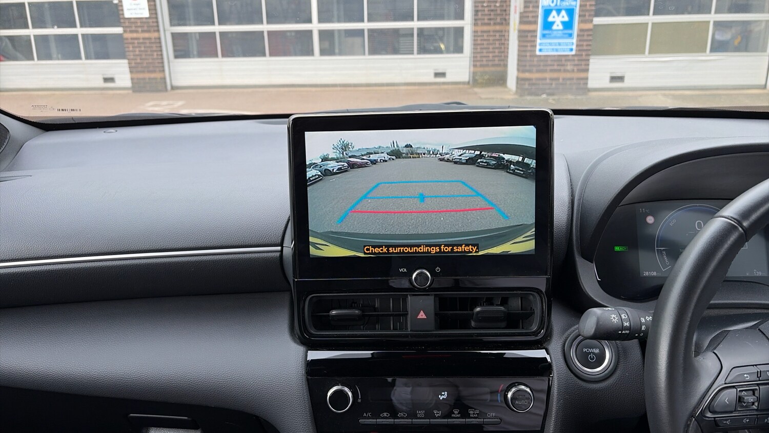 Used Toyota Yaris Cross 2024 for sale - 78152926: Photo 38