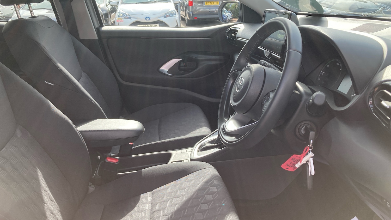 Used Toyota Yaris 2024 for sale - 75962286: Photo 11