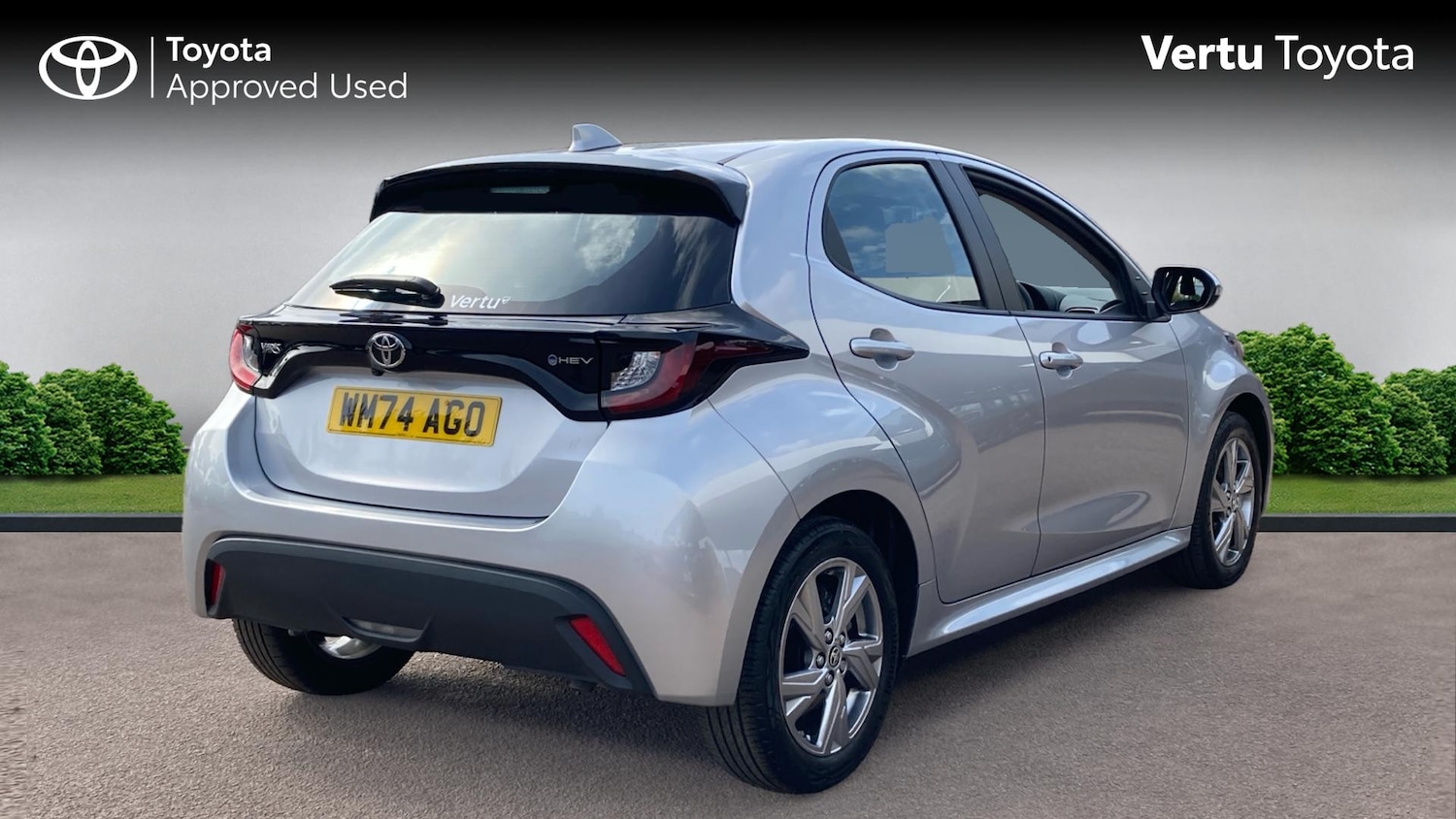 Used Toyota Yaris 2024 for sale - 75962286: Photo 2