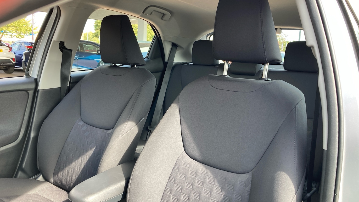 Used Toyota Yaris 2024 for sale - 75962286: Photo 22