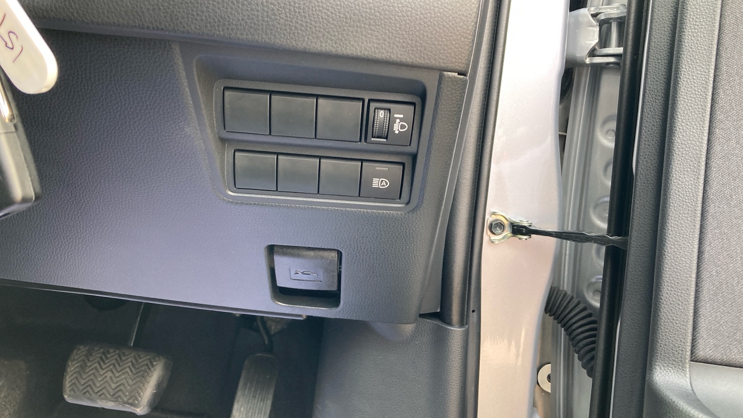 Used Toyota Yaris 2024 for sale - 75962286: Photo 43