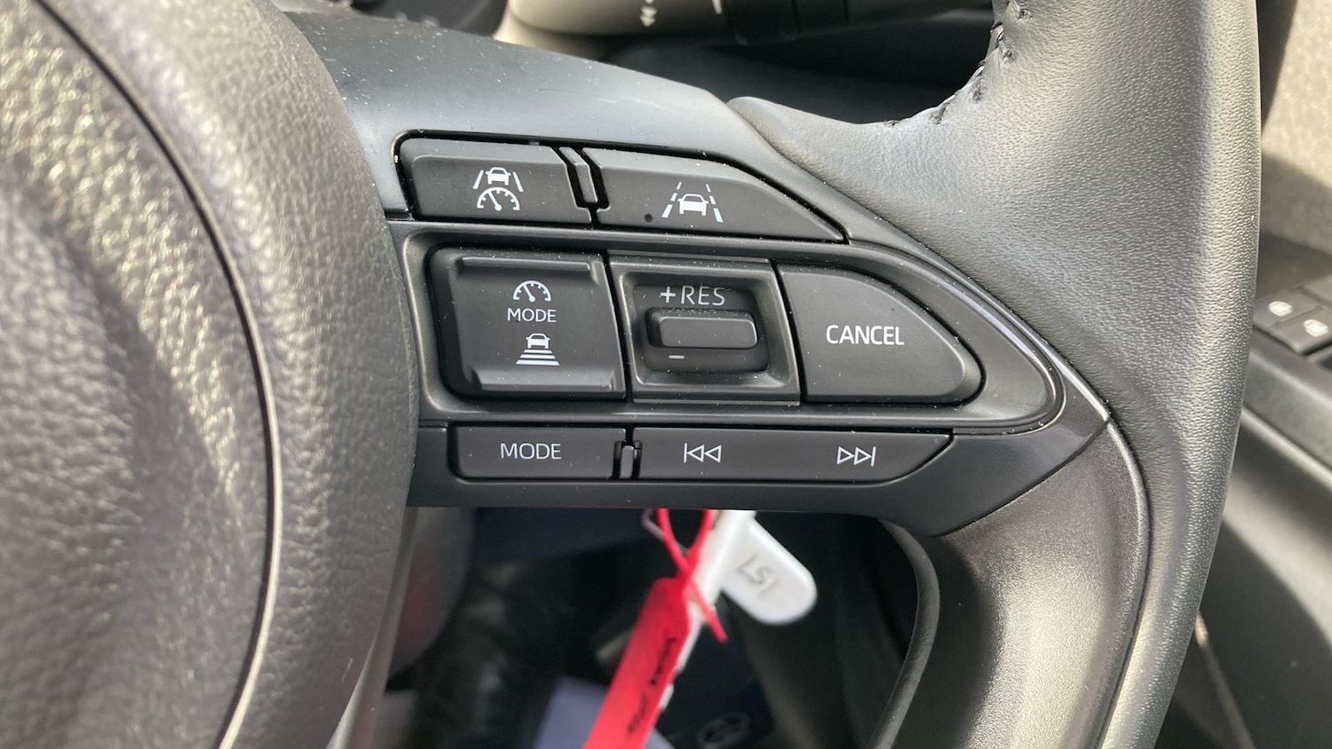 Used Toyota Yaris 2024 for sale - 75962286: Photo 45