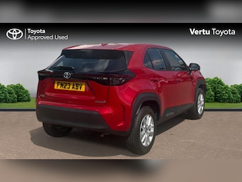 Used Toyota Yaris Cross 2023 for sale - 78643382: Photo