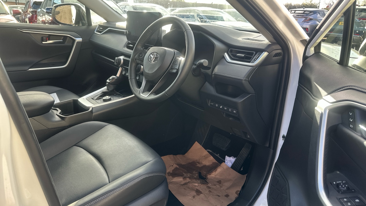 Used Toyota RAV4 2023 for sale - 76426272: Photo 11