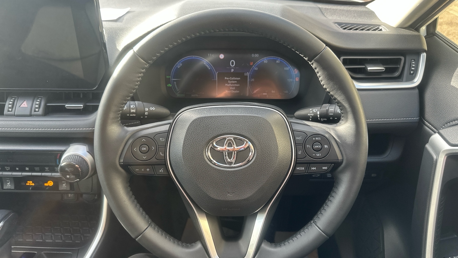 Used Toyota RAV4 2023 for sale - 76426272: Photo 8