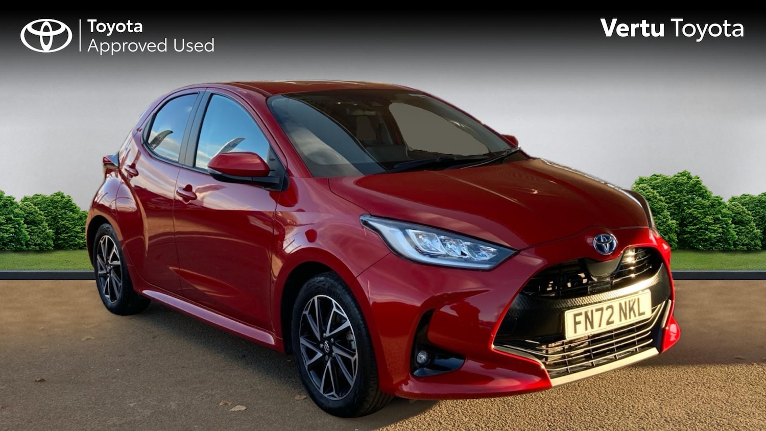 Used Toyota Yaris 2022 for sale - 76614672: Photo 1