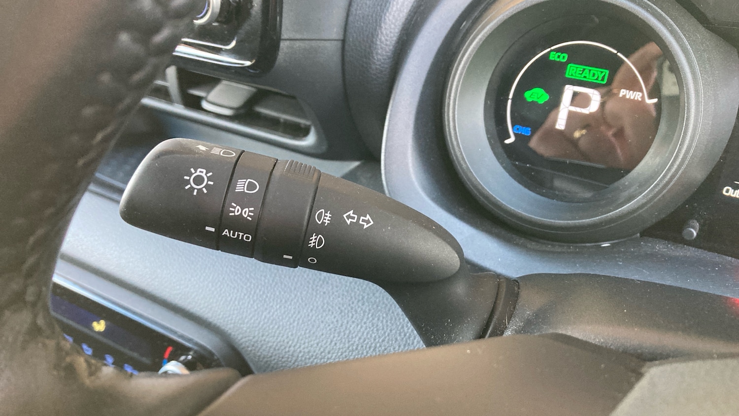 Used Toyota Yaris 2022 for sale - 76614672: Photo 27