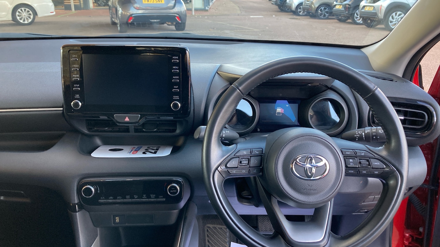 Used Toyota Yaris 2022 for sale - 76614672: Photo 6