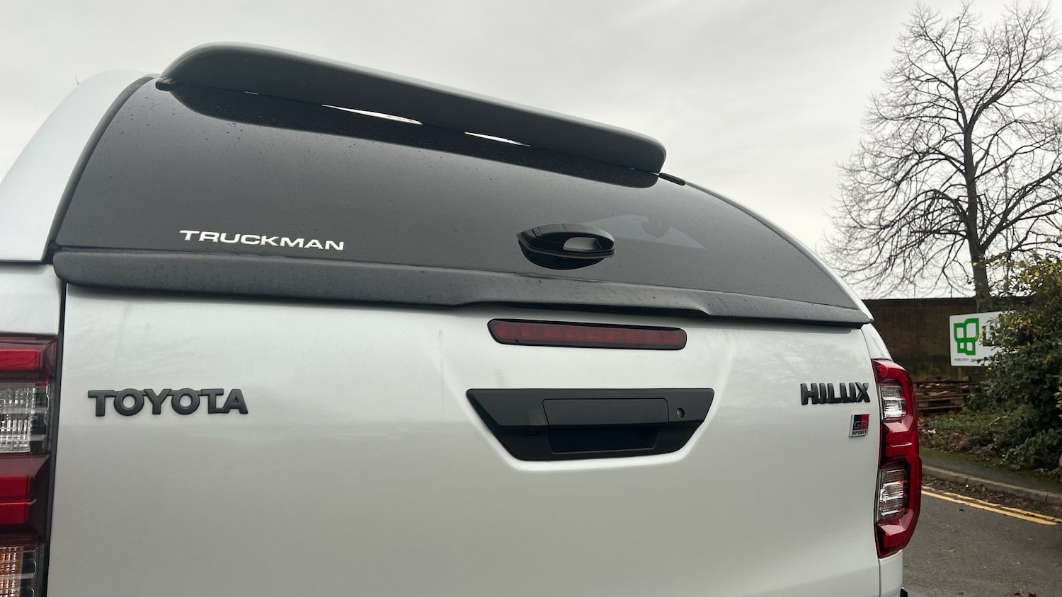 Used Toyota Hilux 2022 for sale - 77208848: Photo 21