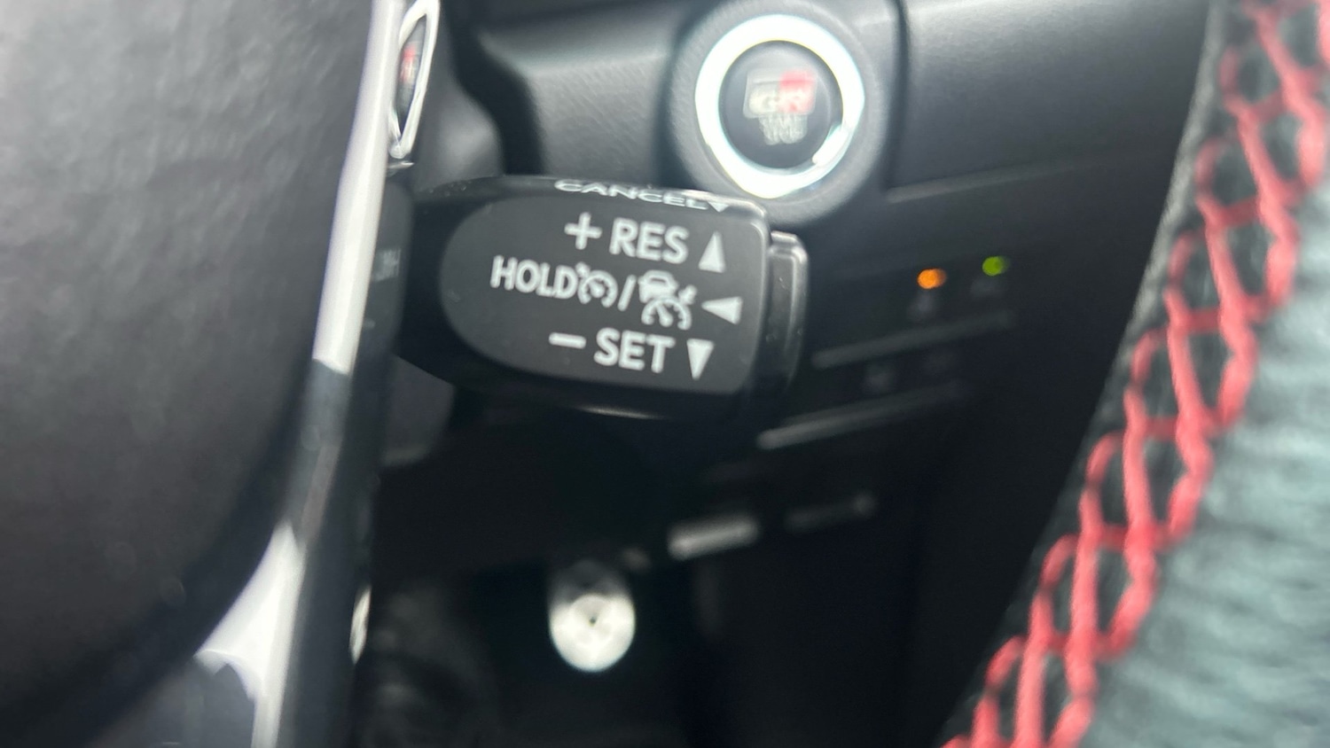 Used Toyota Hilux 2022 for sale - 77208848: Photo 40