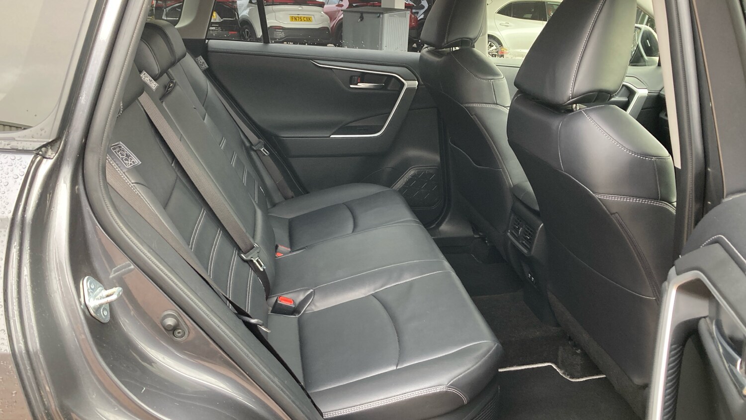 Used Toyota RAV4 2021 for sale - 76302910: Photo 12