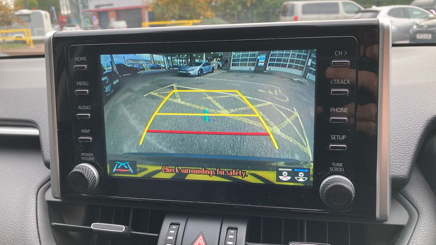 Used Toyota RAV4 2021 for sale - 76302910: Photo 21