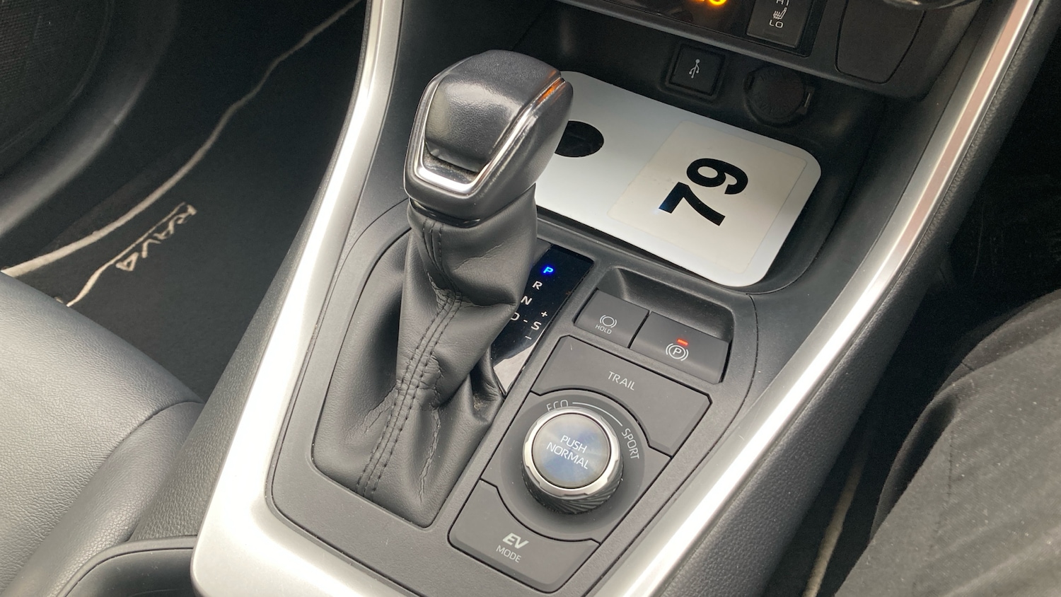 Used Toyota RAV4 2021 for sale - 76302910: Photo 24