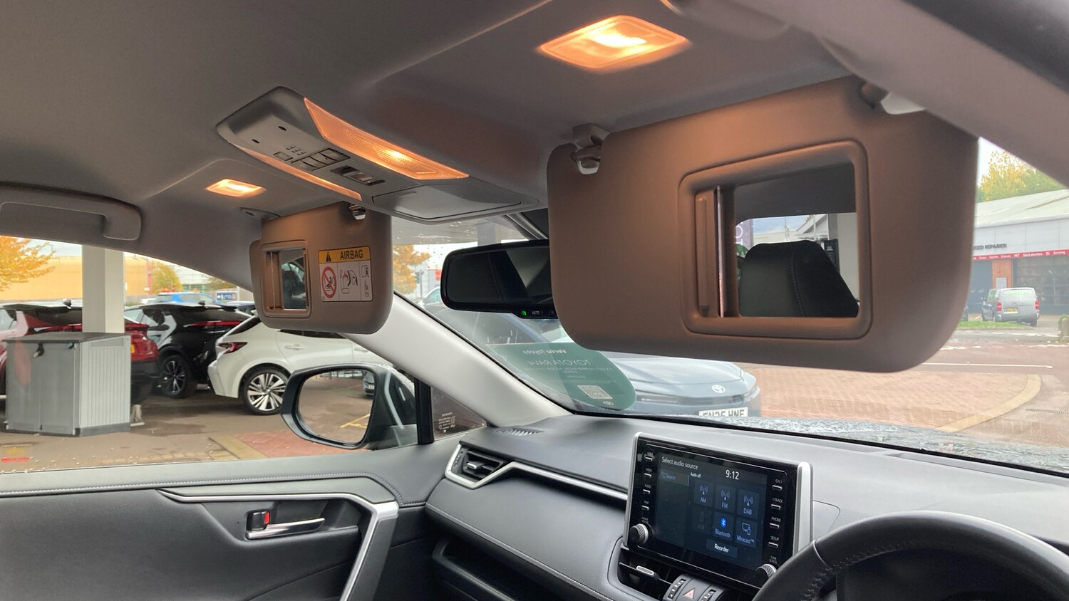 Used Toyota RAV4 2021 for sale - 76302910: Photo 33