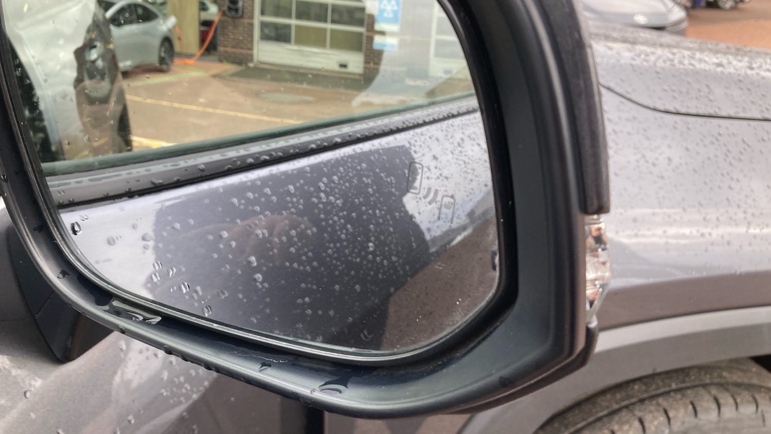 Used Toyota RAV4 2021 for sale - 76302910: Photo 35