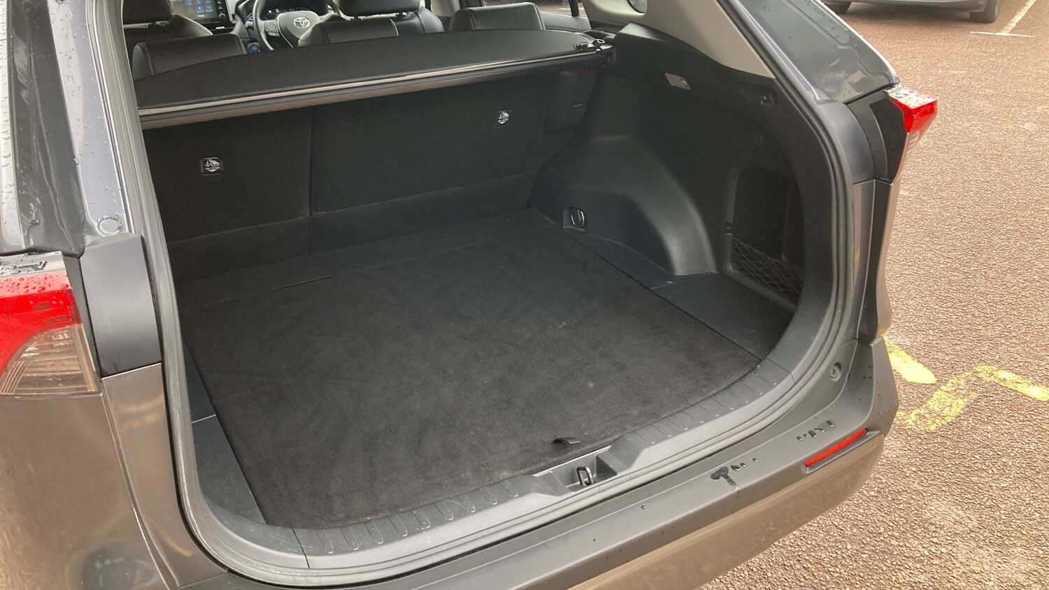 Used Toyota RAV4 2021 for sale - 76302910: Photo 40