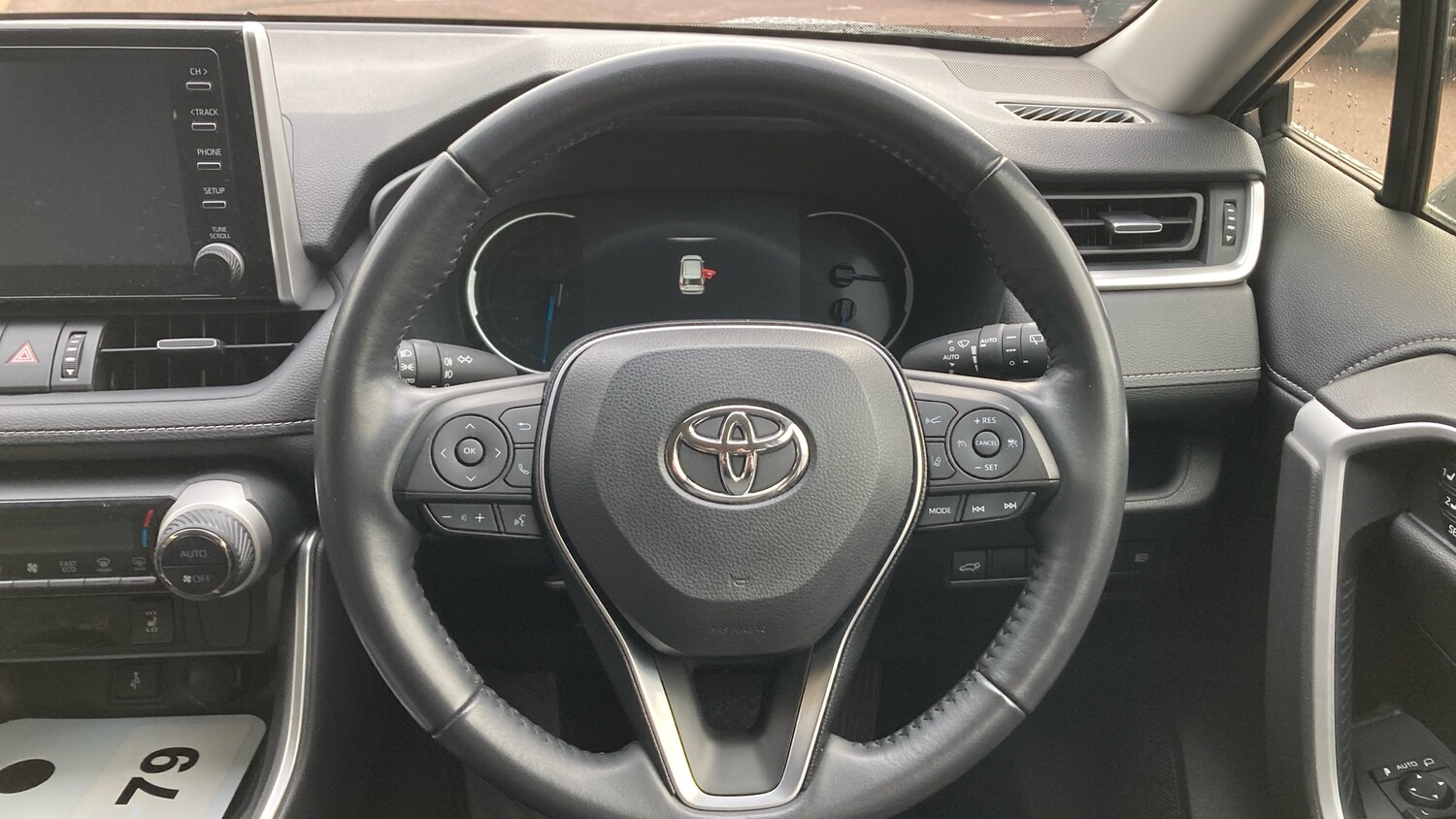 Used Toyota RAV4 2021 for sale - 76302910: Photo 8