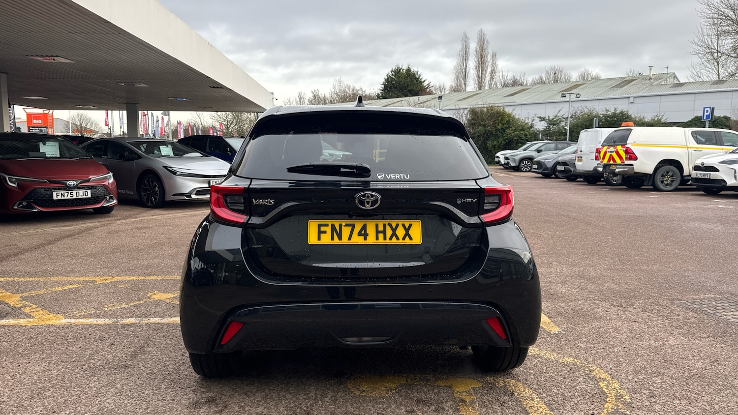 Used Toyota Yaris 2024 for sale - 77023355: Photo 19