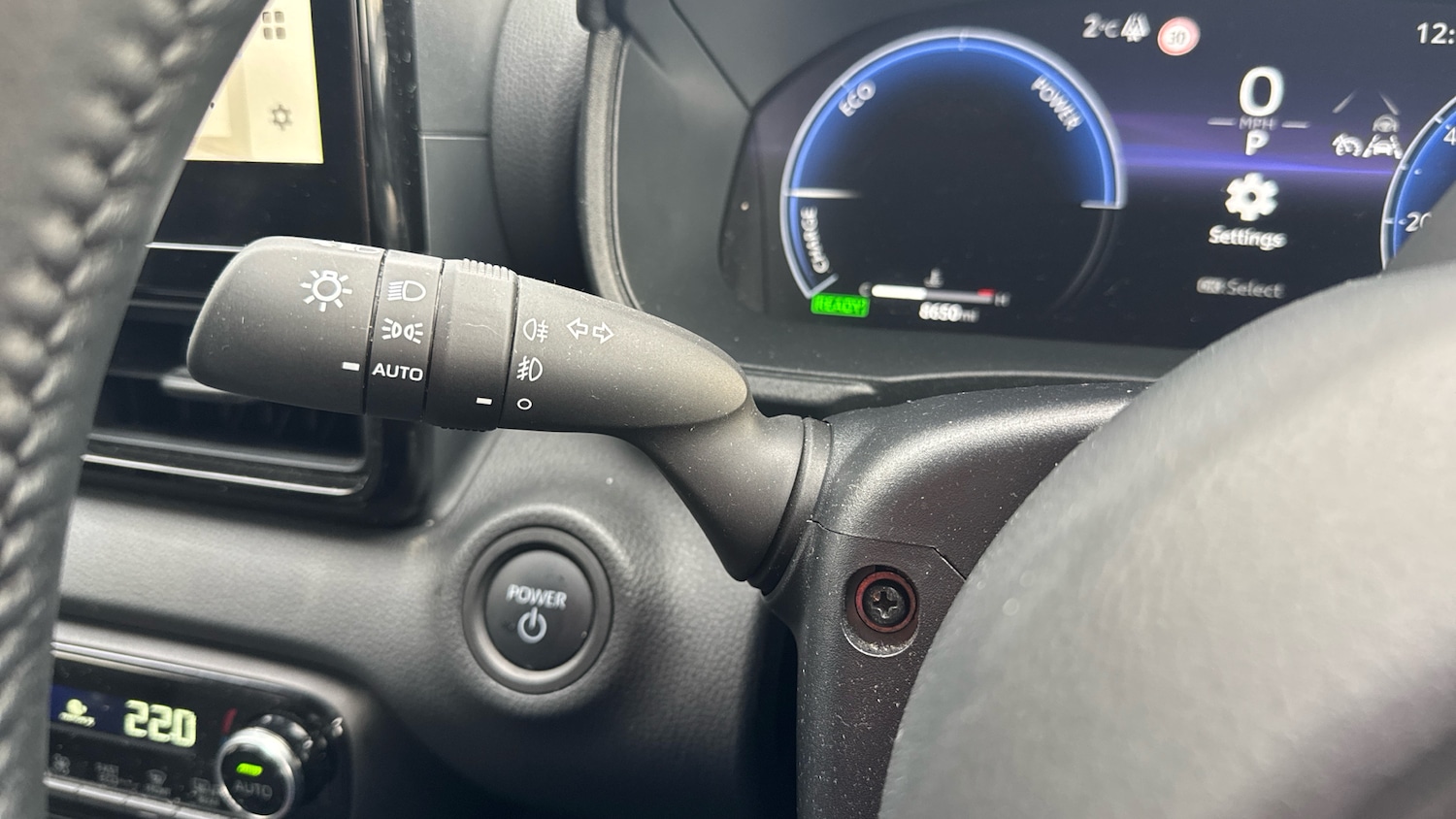 Used Toyota Yaris 2024 for sale - 77023355: Photo 28