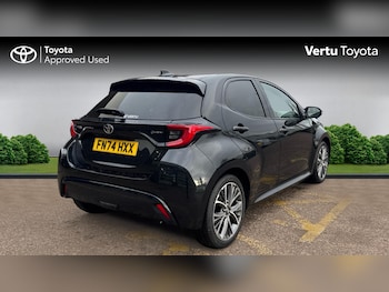 Used Toyota Yaris 2024 for sale - 77023355: Photo