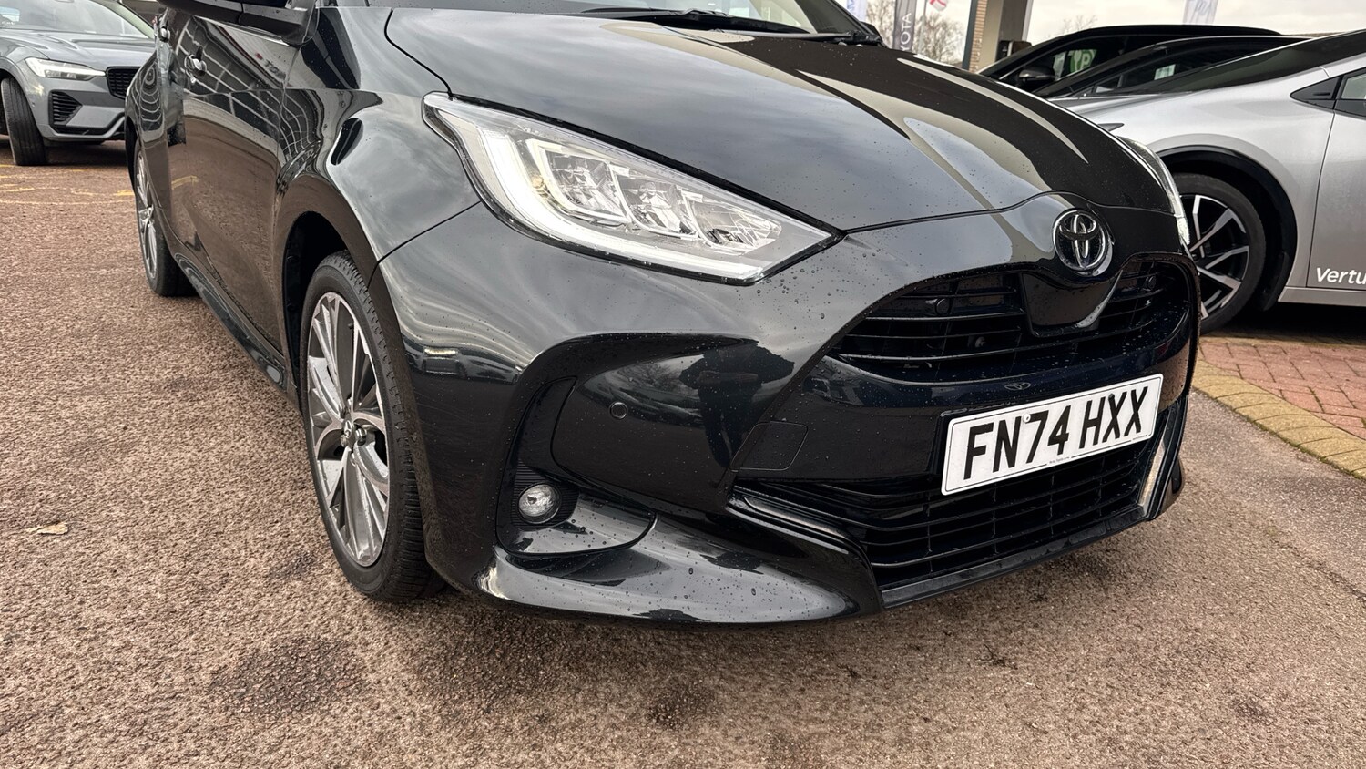 Used Toyota Yaris 2024 for sale - 77023355: Photo 31