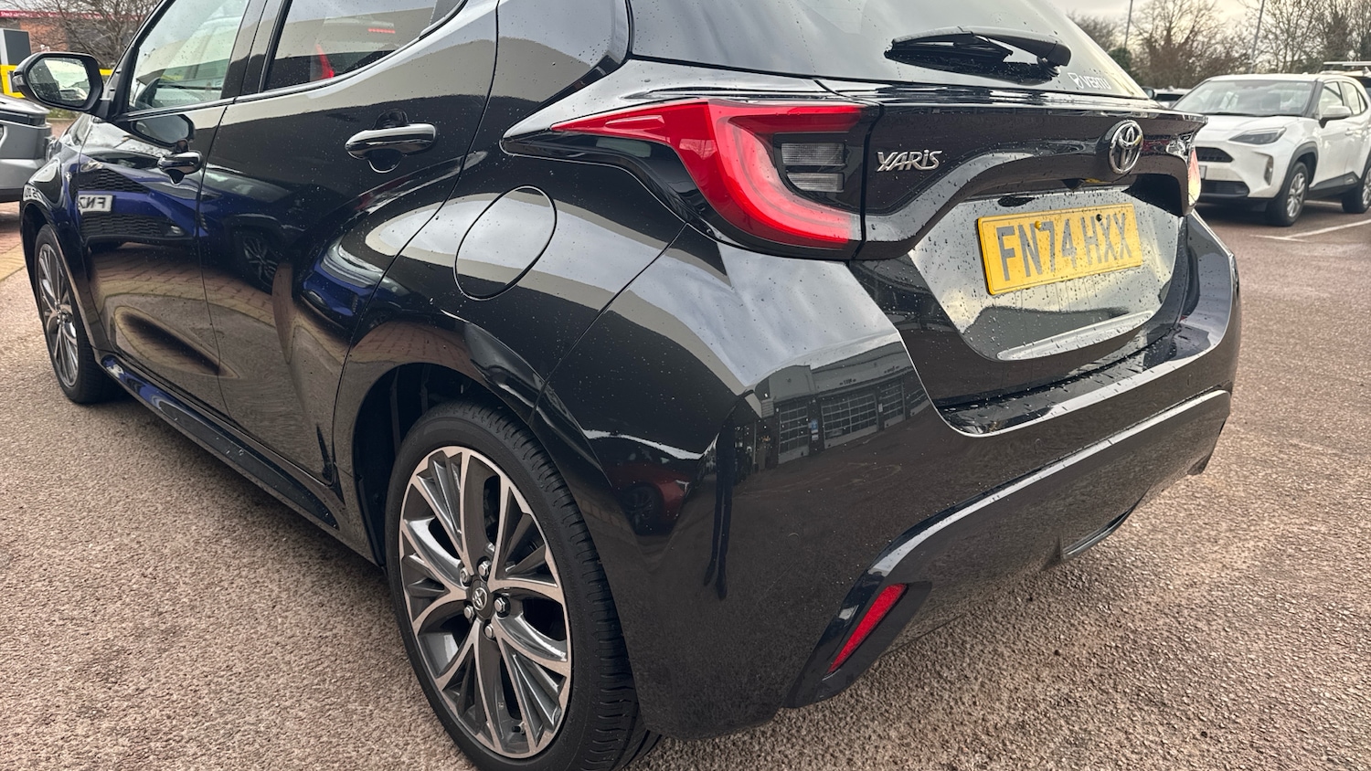 Used Toyota Yaris 2024 for sale - 77023355: Photo 35