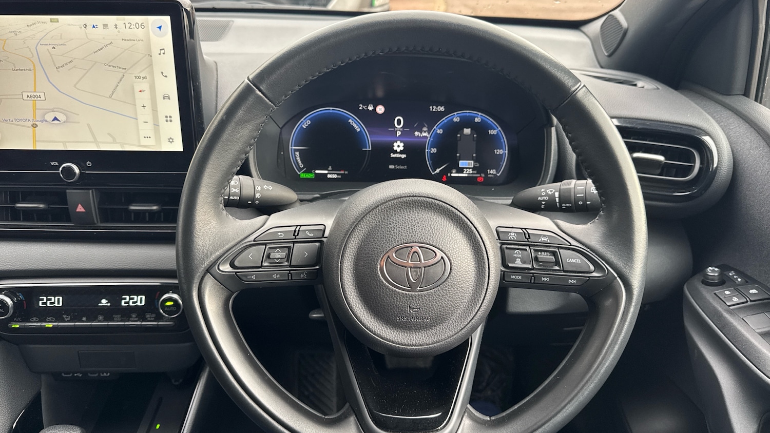 Used Toyota Yaris 2024 for sale - 77023355: Photo 8