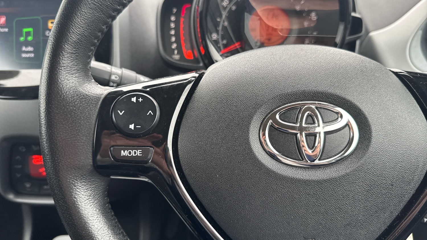 Used Toyota AYGO 2019 for sale - 76531341: Photo 20