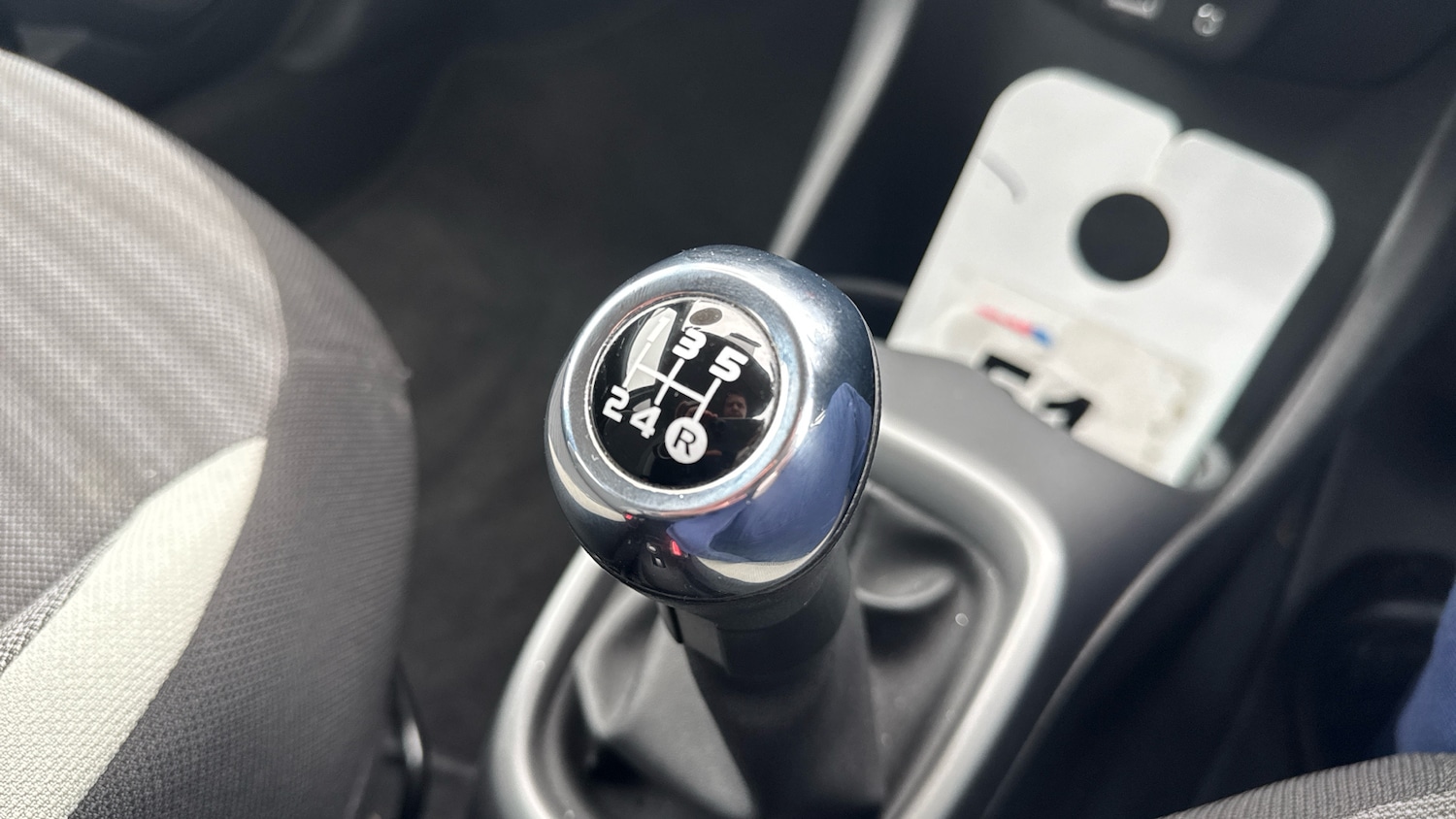 Used Toyota AYGO 2019 for sale - 76531341: Photo 27