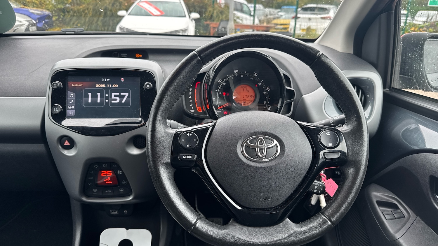 Used Toyota AYGO 2019 for sale - 76531341: Photo 6