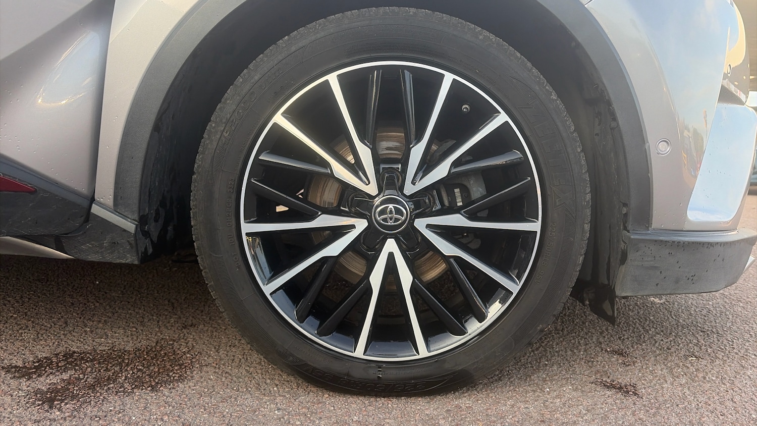 Used Toyota C-HR 2018 for sale - 76302915: Photo 18