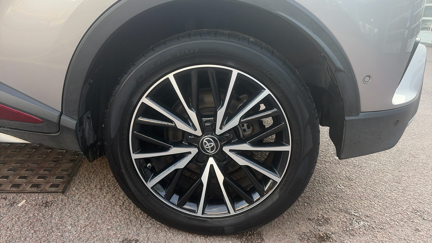 Used Toyota C-HR 2018 for sale - 76302915: Photo 37