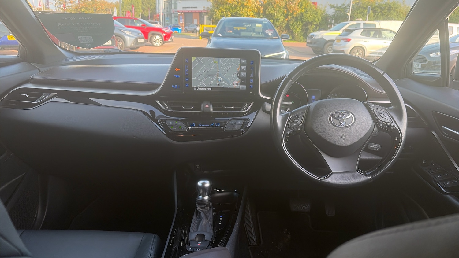 Used Toyota C-HR 2018 for sale - 76302915: Photo 5