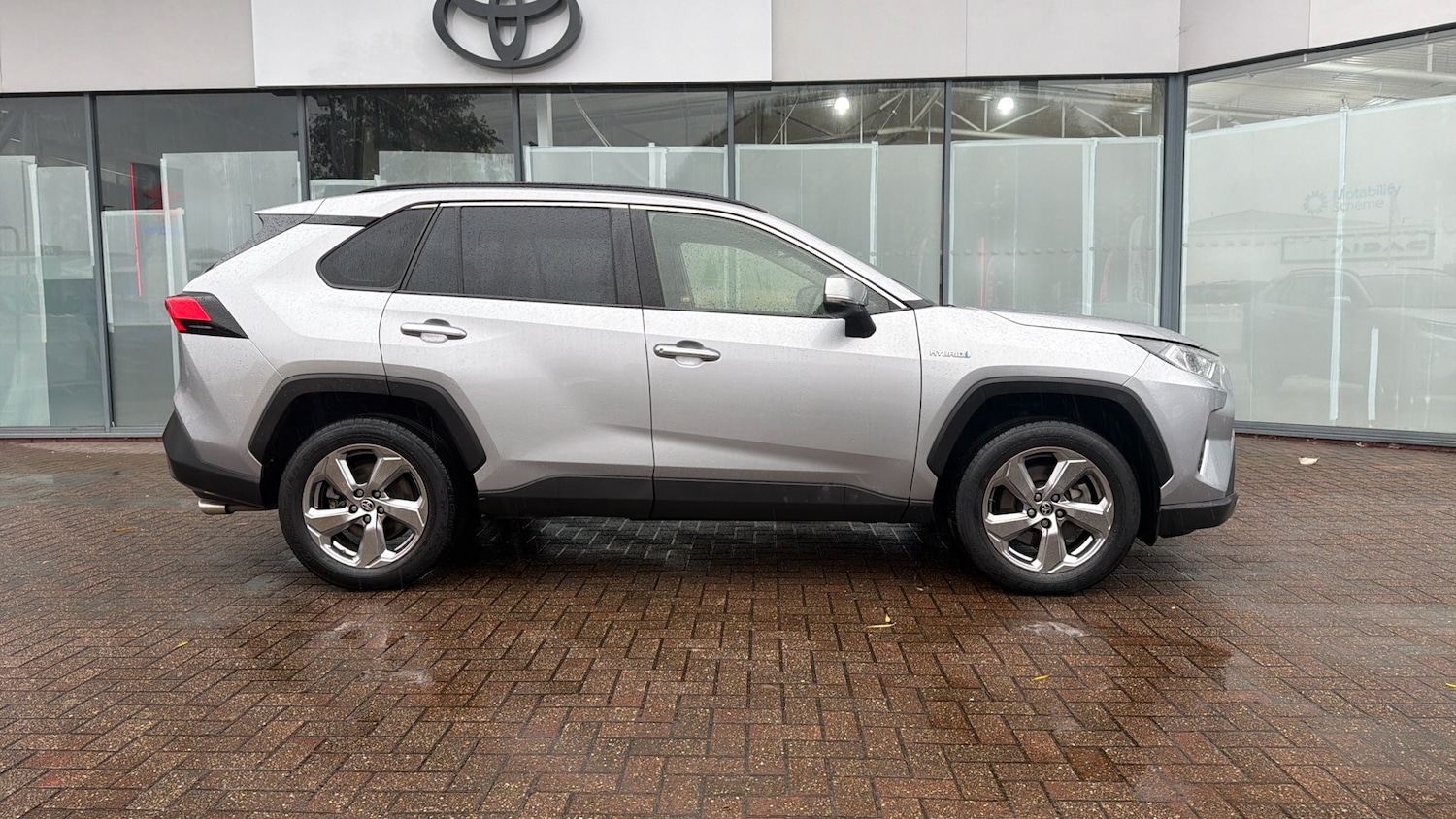 Used Toyota RAV4 2020 for sale - 77381468: Photo 16