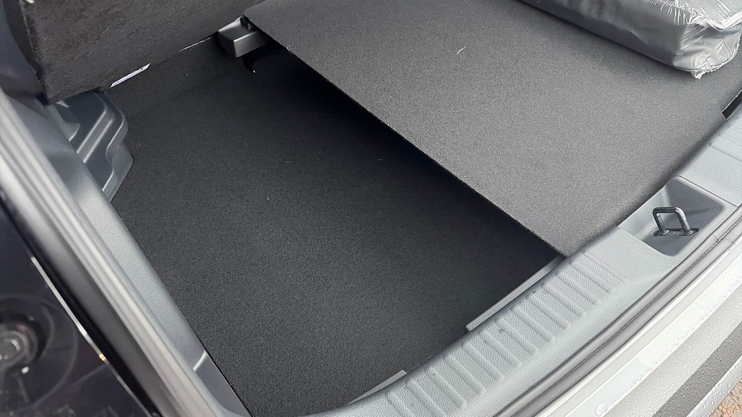 Used Toyota Yaris Cross 2025 for sale - 76946716: Photo 32