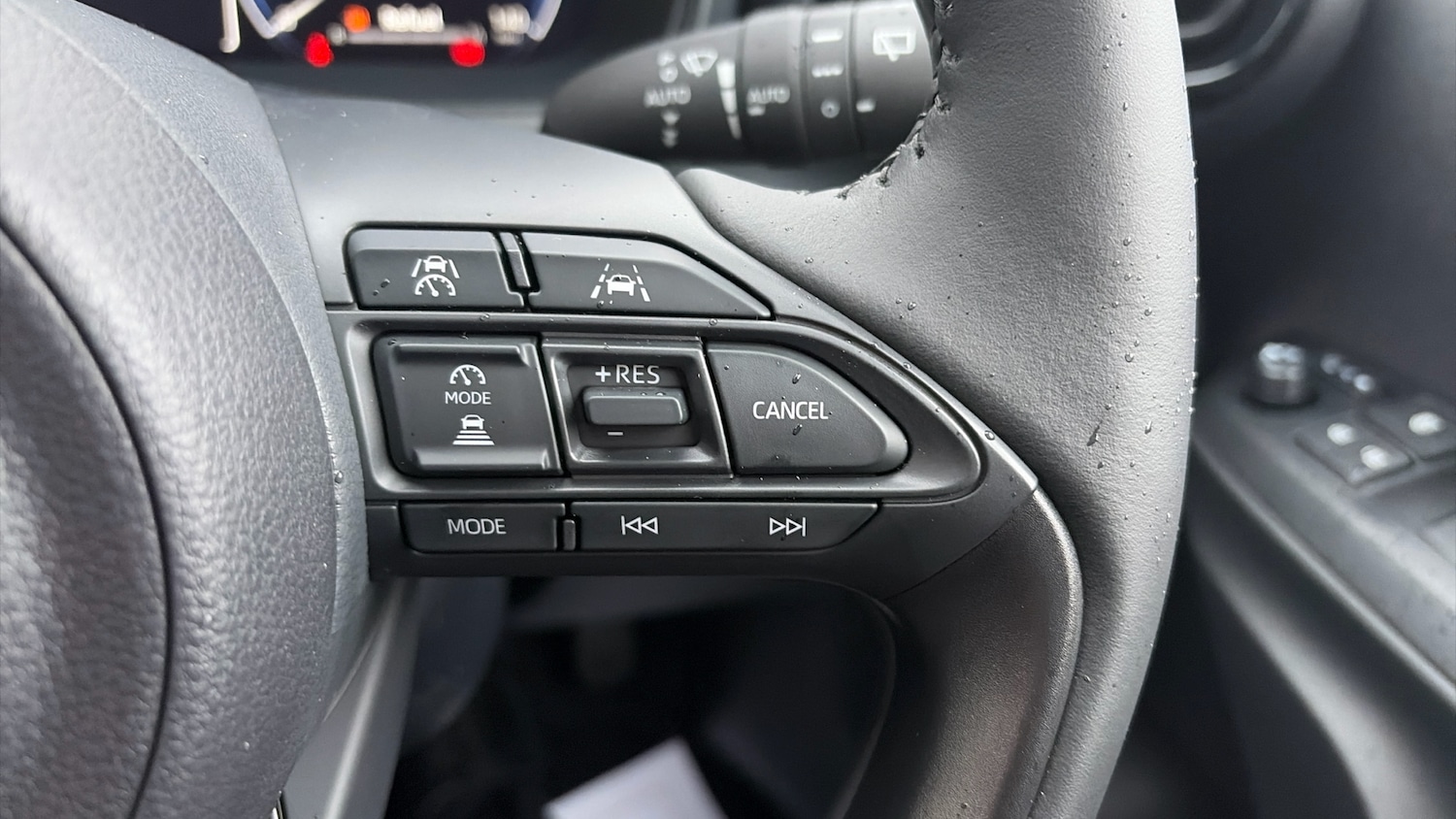 Used Toyota Yaris Cross 2025 for sale - 76946716: Photo 49