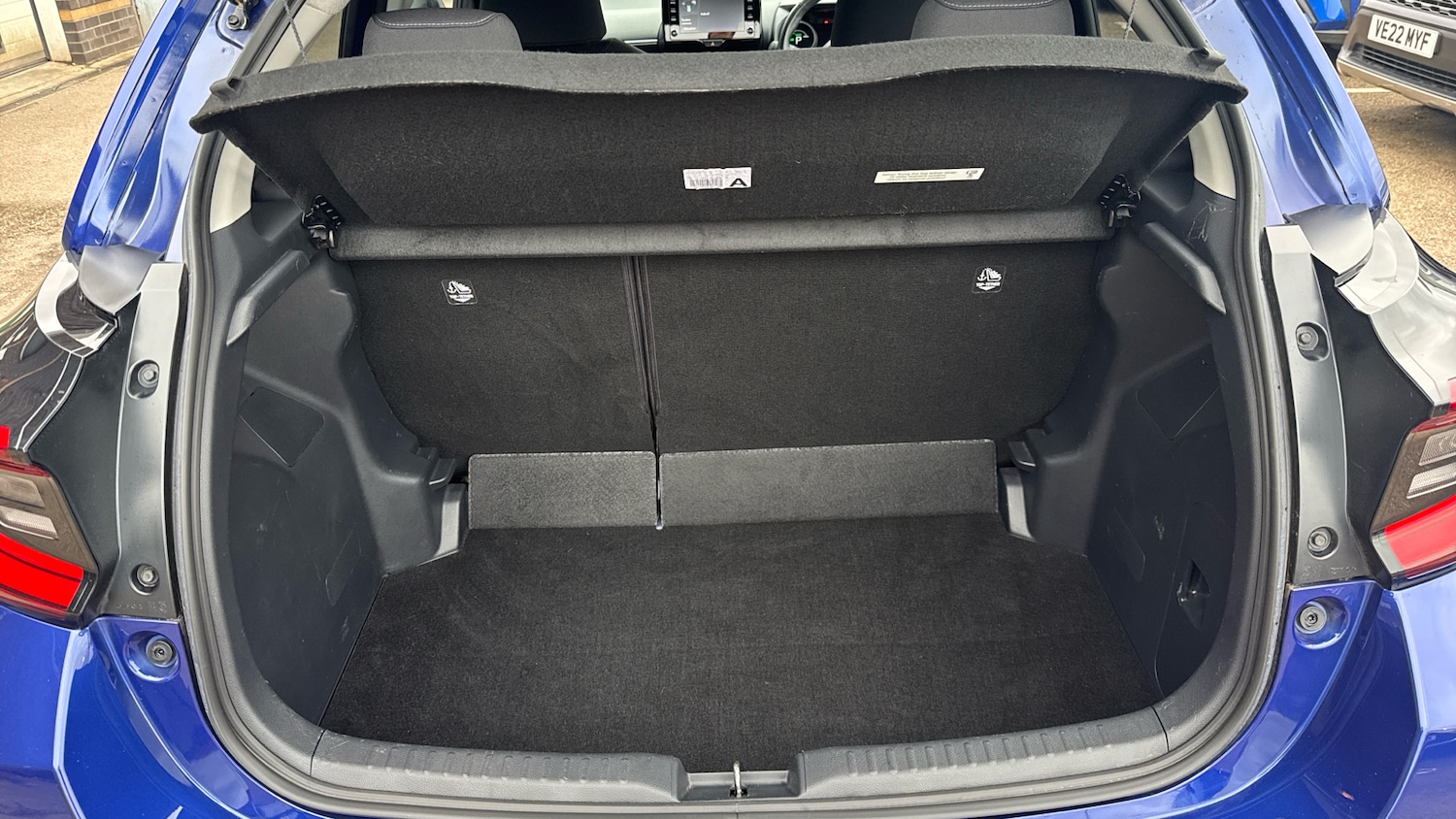 Used Toyota Yaris 2022 for sale - 76477128: Photo 14