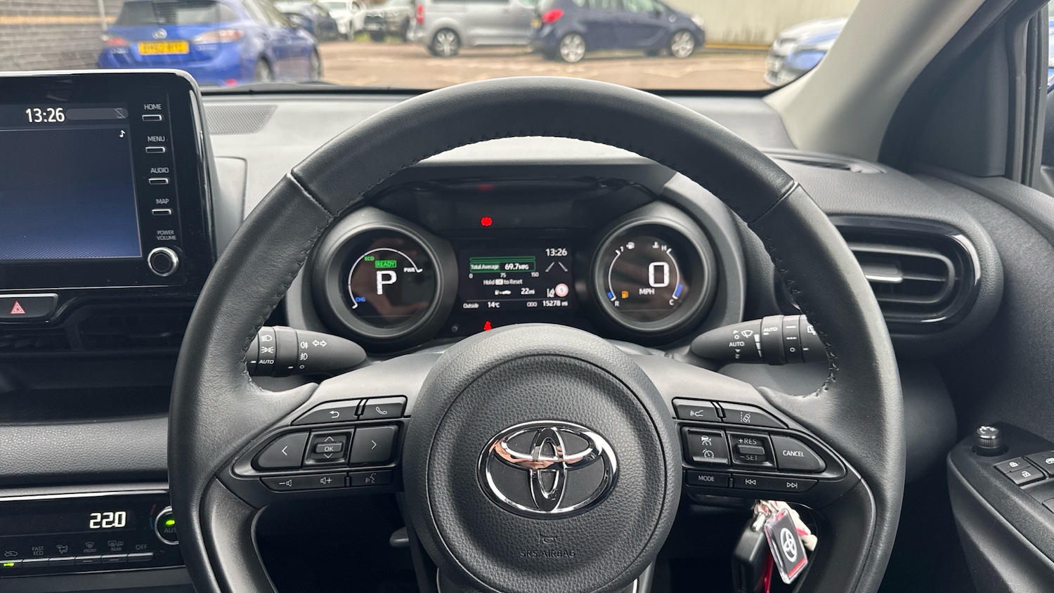 Used Toyota Yaris 2022 for sale - 76477128: Photo 6