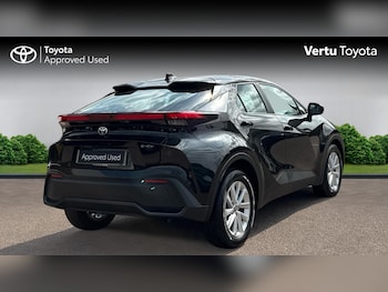Used Toyota C-HR 2024 for sale - 79007220: Photo